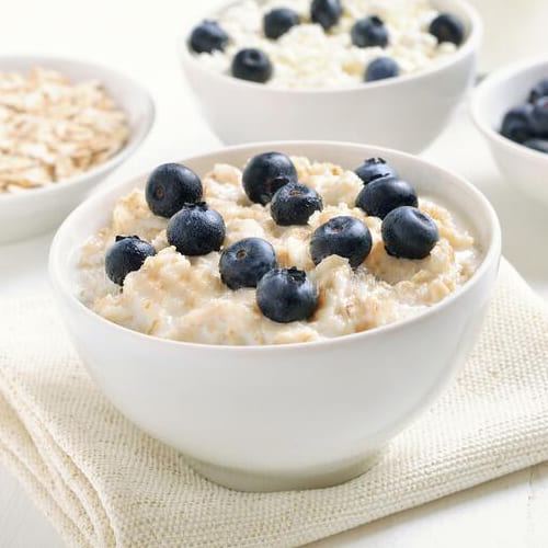 Bowl de avena con arándanos